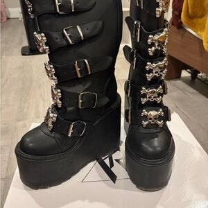 YRU Dune Platform Boots